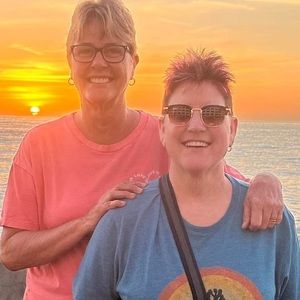 Meet your Posher, Kena